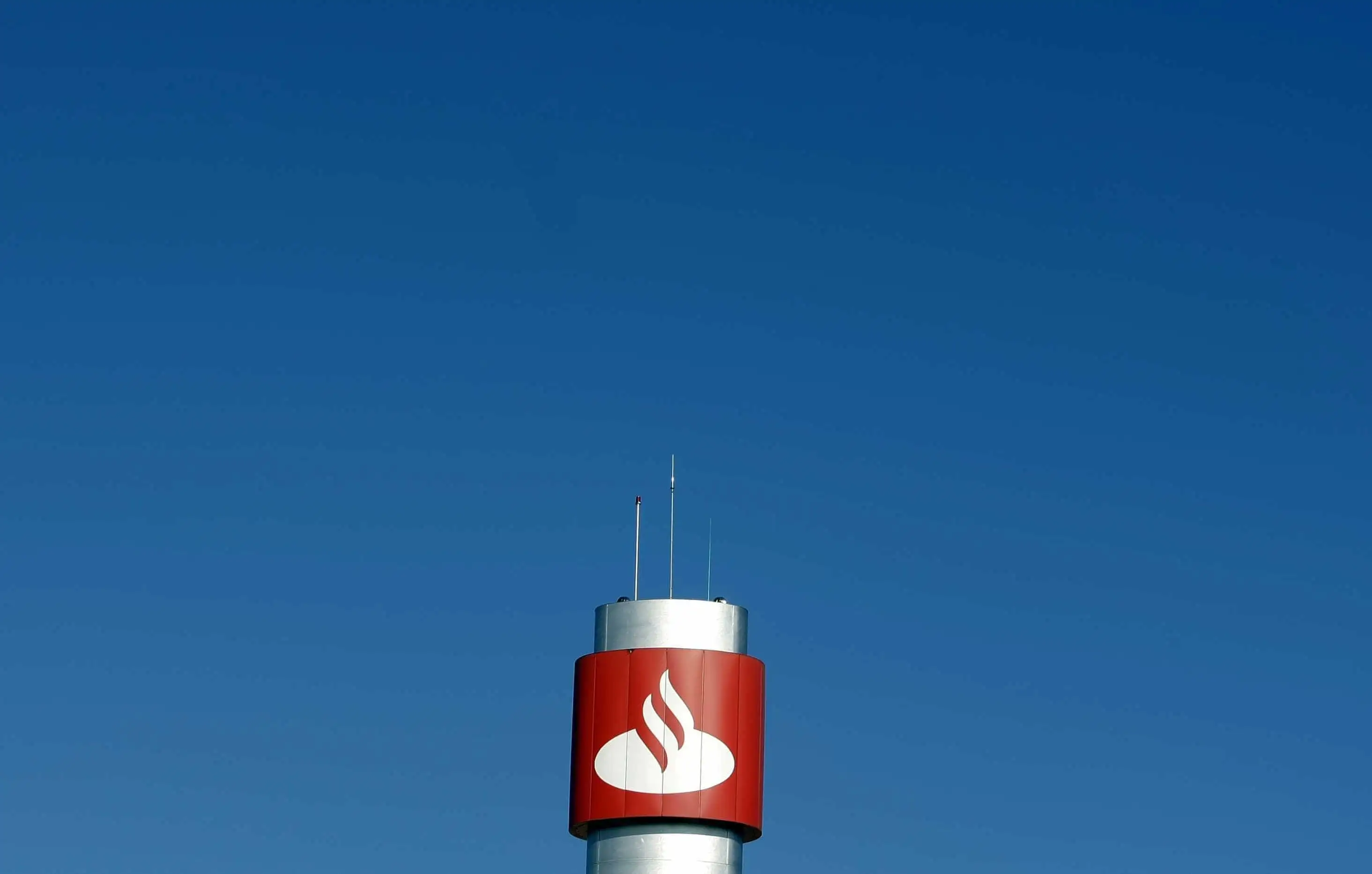 Santander Totta cumpre requisitos mínimos prudenciais do BCE