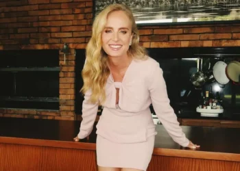 Angélica anuncia novo programa de TV voltado para homens