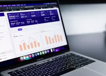 “Olivia Traven: A estrategista do Marketing de percepções”