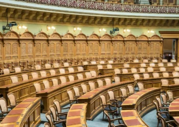 “Desafios da Política na Sociedade Atual”