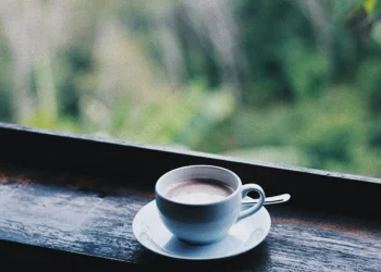 “Desmistificando as Finanças: Experiências Transformadoras”