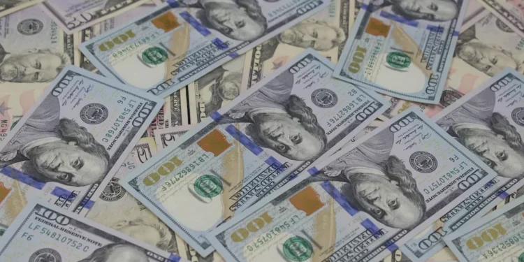 “Desmistificando as finanças: como investir e transformar sua vida”