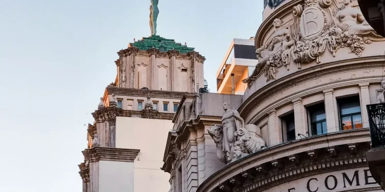 O Futuro do Mercado Imobiliário com Olivia Traven