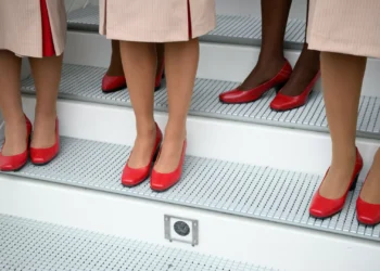 Quer trabalhar na Emirates? Companhia aérea vai recrutar em Portugal