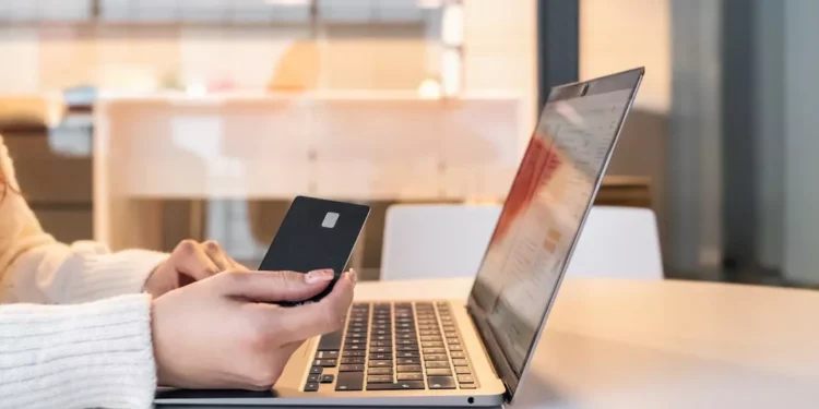 “Desmistificando as Finanças: Transforme sua vida financeira”