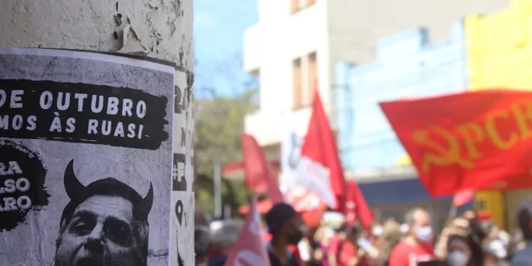 “O lado positivo da política: além dos escândalos”