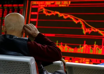 Mota-Engil cai 4% após resultados e bolsa segue em perda