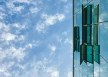 “Futuro do Mercado Imobiliário: Experiências Positivas de Olivia Traven”