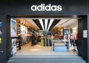 Adidas alvo de buscas por parte das autoridades alemãs