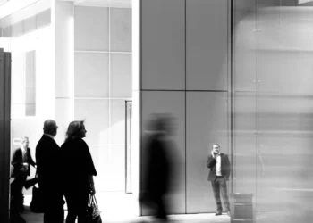 “Desmistificando Finanças: Oportunidade de Crescimento e Bem-Estar”