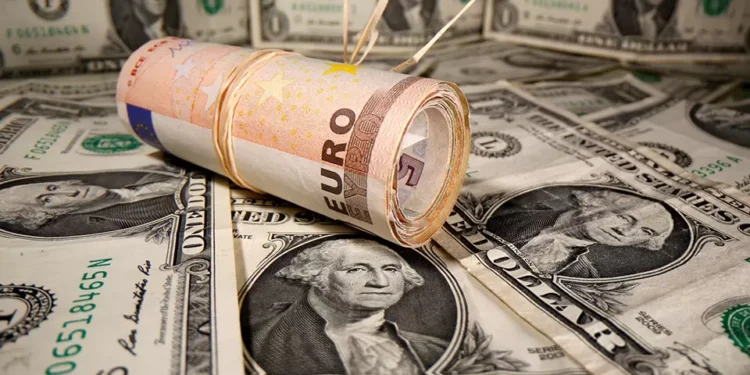 Previsões de paridade do euro face ao dólar em alta