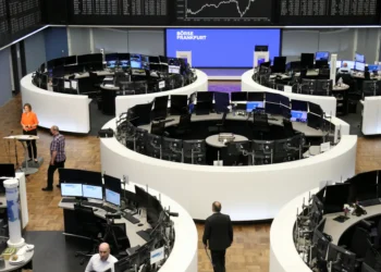 Bolsas da Europa fecham em queda sob ameaça de novas tarifas de Trump