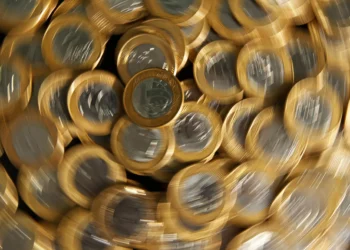 Juros futuros recuam em linha com os Treasuries após dados fracos dos EUA