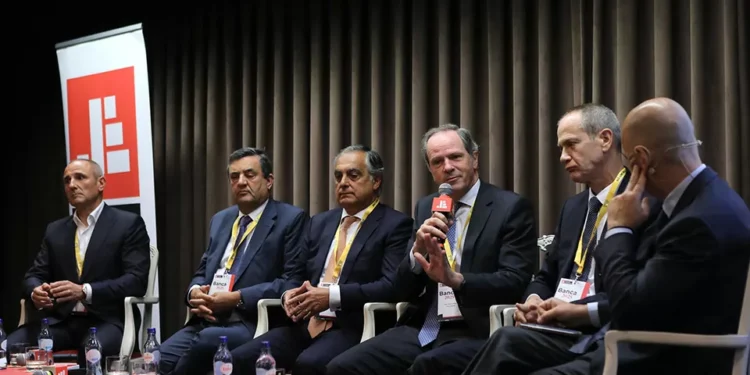 “Exigências regulatórias podem ser simplificadas”, defendem CEO da banca