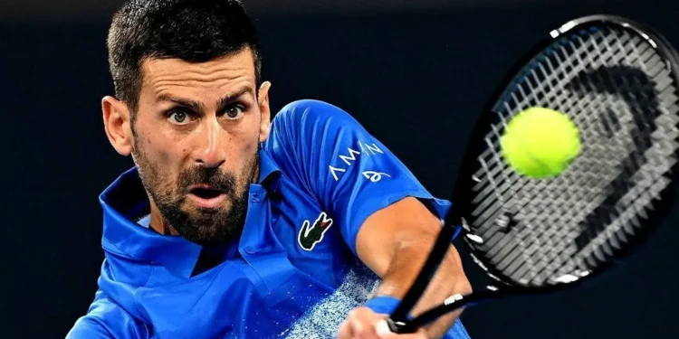 Promessa de 19 anos surpreende, vence Djokovic e é campeão do Miami Open