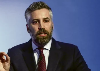 Pedro Nuno Santos anuncia voto contra moção de censura do PCP ao Governo