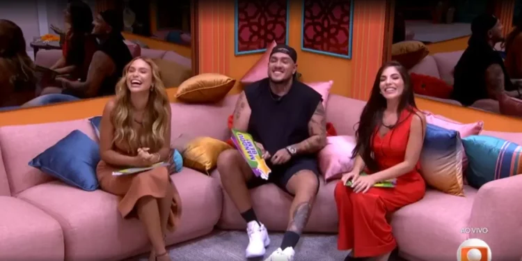 BBB25: Aline e Thamiris trocam farpas ao vivo e ignoram Tadeu Schmidt