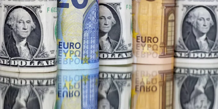 Euro baixa mas continua acima de 1,09 dólares