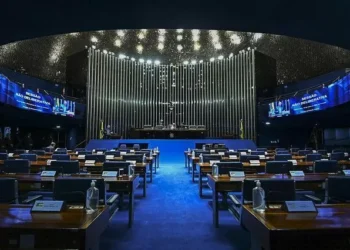 Senado aprova isenção de visto para EUA, Austrália e Canadá