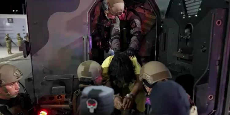 Crise constitucional já chegou aos EUA, diz professor