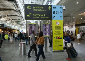 Passageiros nos aeroportos aumentam 2,4% no 1º trimestre para 13,7 milhões