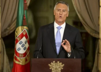 Cavaco lembra que em 1980 ataques ao primeiro-ministro “tiveram efeitos contrários” aos pretendidos