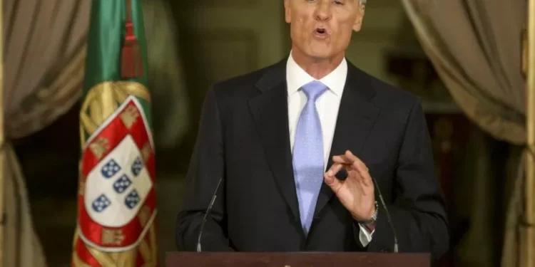 Cavaco lembra que em 1980 ataques ao primeiro-ministro “tiveram efeitos contrários” aos pretendidos