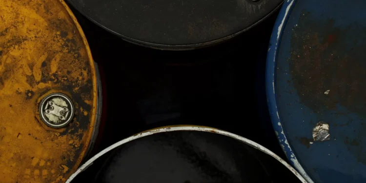 Cotação do Brent para entrega em junho baixa 6,5%