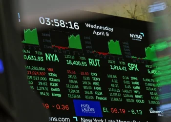Wall Street conhece reviravolta espetacular com ganhos não vistos desde há muito
