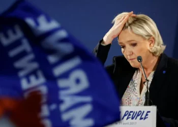 Tribunal francês prevê julgamento com decisão sobre inelegibilidade de Le Pen “no verão de 2026”