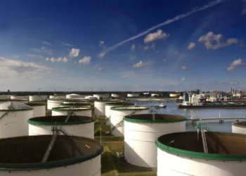 Cotação do Brent para entrega em junho sobe 4,23% para 65,48 dólares