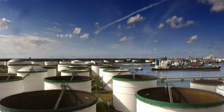 Cotação do Brent para entrega em junho sobe 4,23% para 65,48 dólares