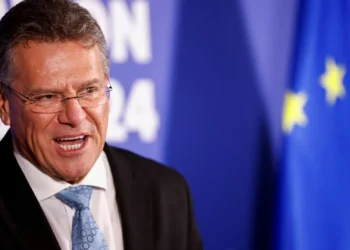 Bruxelas retoma negociações com Trump sobre tarifas: “Nova abordagem”