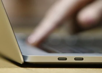 Quase 29% dos empregos em risco de desaparecer devido à automação