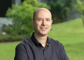 Português Rui M. Reis em estudo internacional que faz luz sobre causa do aumento do cancro colorretal em jovens