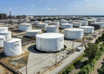 Cotação do Brent para entrega em julho sobe 1,36% para 65,41 dólares