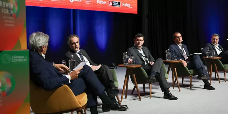 Quatro empresários explicam quais são os segredos para as organizações investirem com sucesso em África