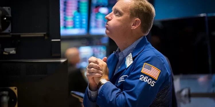 Wall Street encerra em terreno positivo animada pelo alívio nas tensões comerciais
