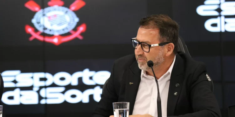 De onde vem as dívidas dos três clubes mais inadimplentes do Brasil