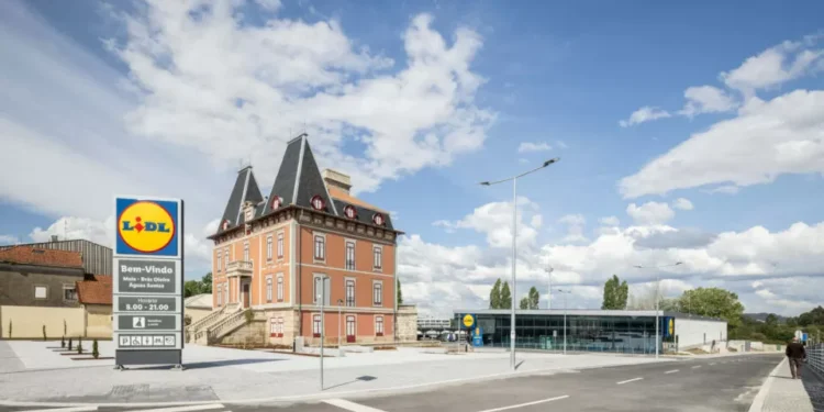 Lidl investe seis milhões e inaugura nova loja no concelho da Maia