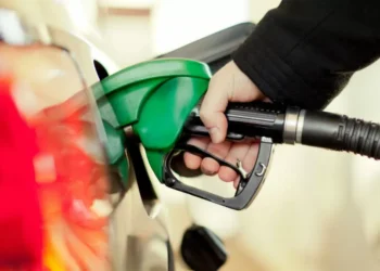 Precisa de abastecer? Espere por segunda e pague menos para encher o depósito