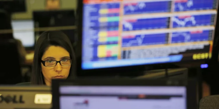 Bolsa lisboeta negoceia em alta alinhada com principais praças europeias