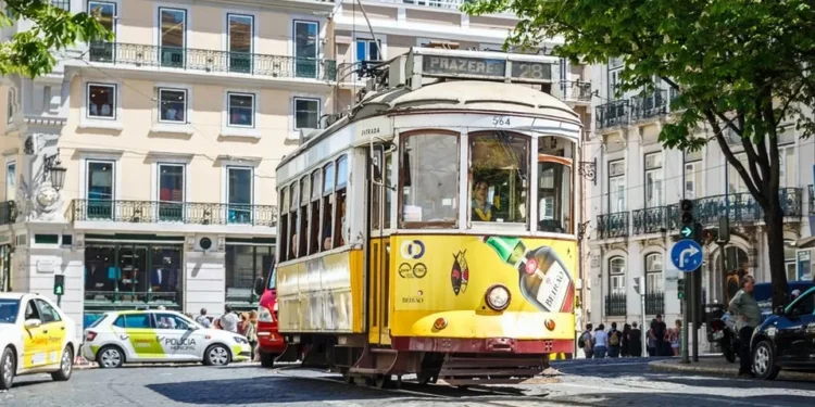 Carris quer criar até 2030 novo plano de rede para melhorar transporte em Lisboa