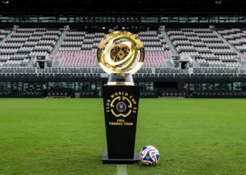 Copa do Mundo de Clubes testará impedimento com IA e câmeras corporais