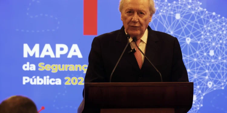 Lewandowski vê cortes na Justiça como “preocupantes” e quer reposição