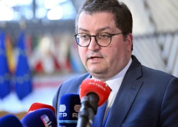 Decisão sobre adicional da banca? Governo vai “analisar cuidadosamente”