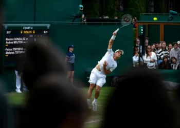 Saiba quem é Petros Tsitsipas, parceiro de João Fonseca em Halle