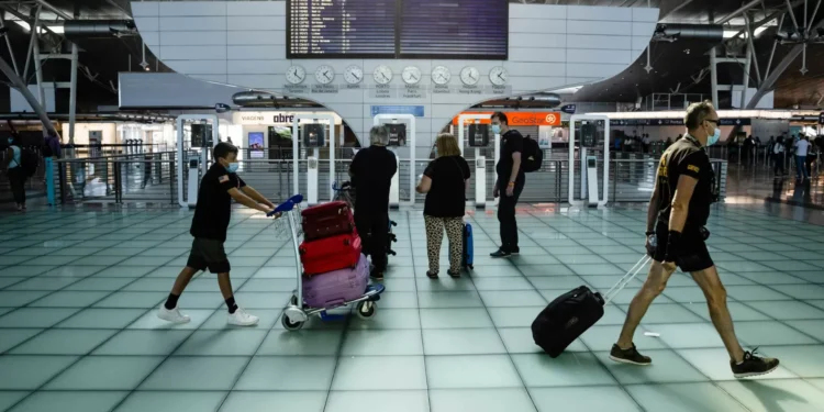Aeroporto do Porto retoma normal operação com visibilidade reduzida