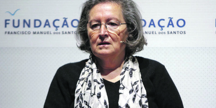 “É preciso olhar com lucidez para a I&D das empresas”, diz Maria de Lurdes Rodrigues