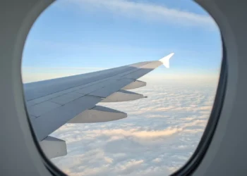 Crescimento na procura por viagens aéreas? Desacelera para 5,6% em 2025